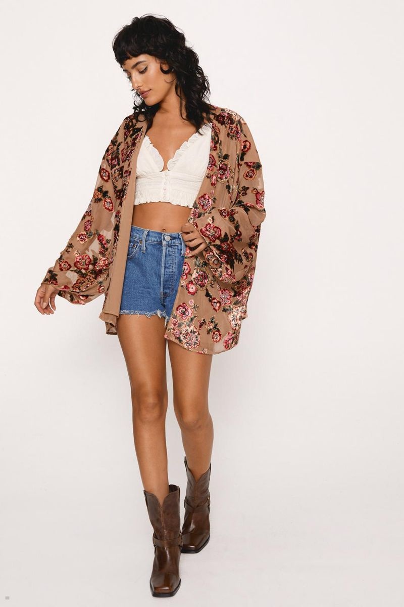 Bunda Nasty Gal Embellished Floral Devore Béžový | CZ 9054-HVWUC