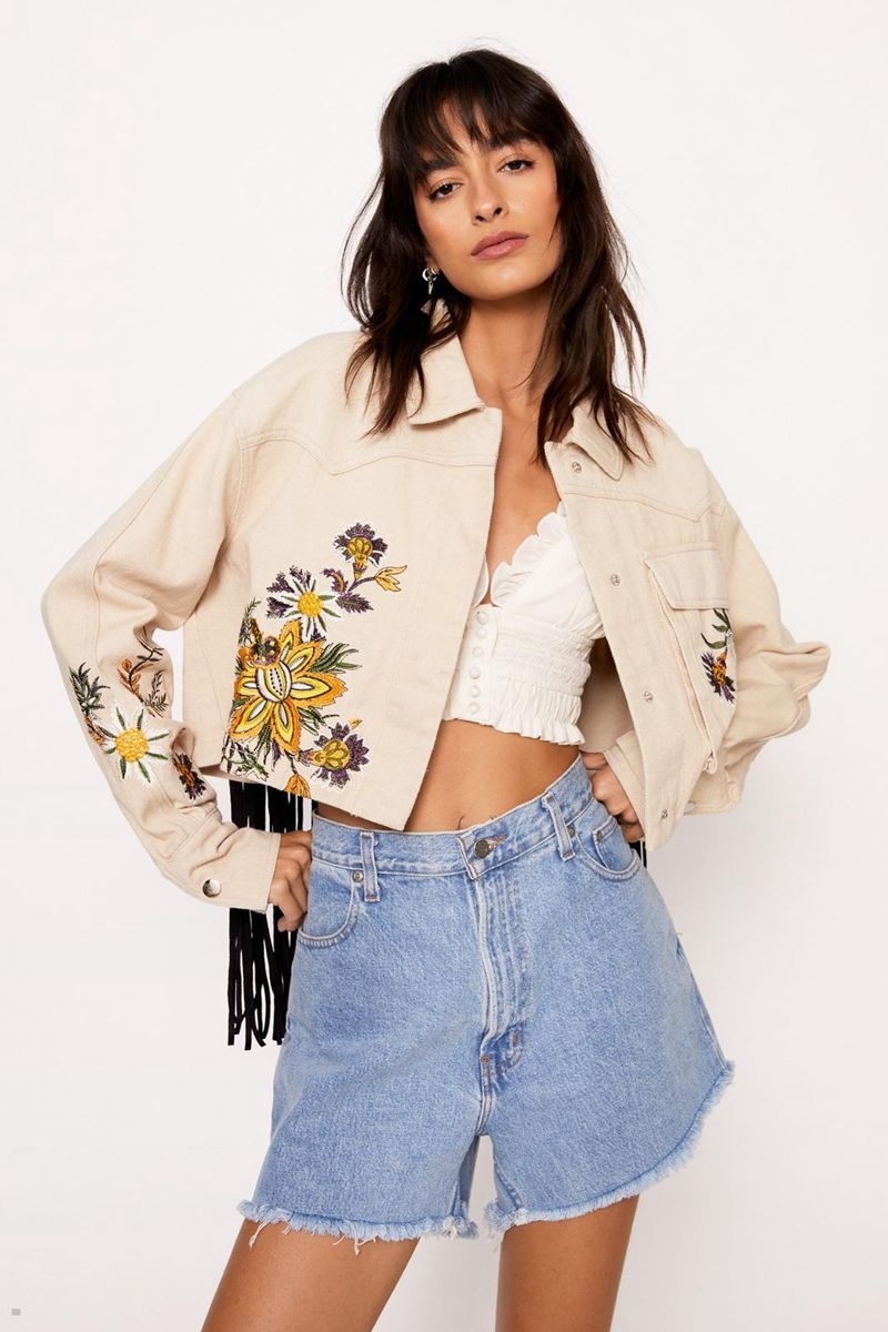 Bunda Nasty Gal Floral Embroidered Fringe Béžový | CZ 1096-WMNHI