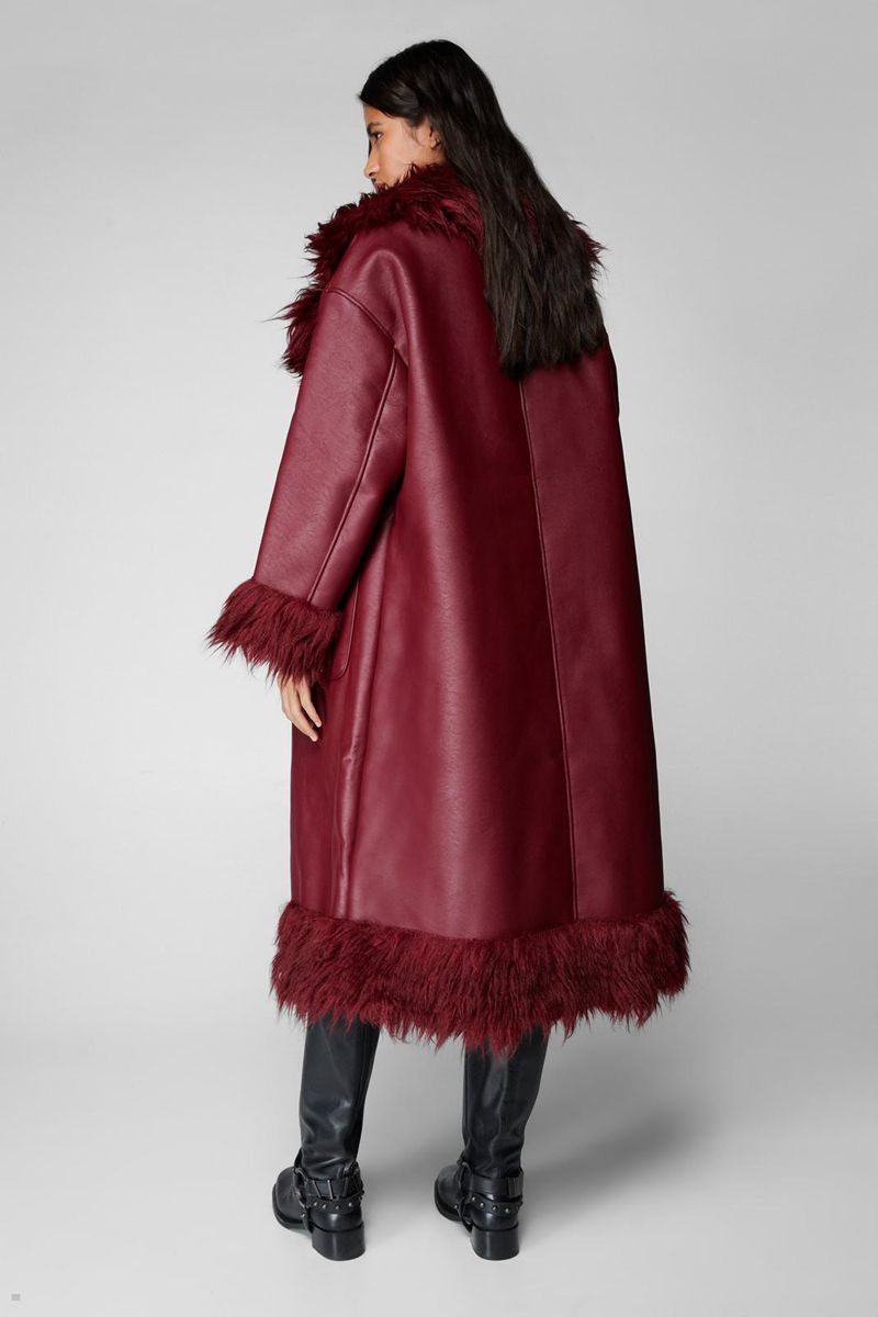 Kabáty Nasty Gal Faux Læder Shearling Fur Trim Longline Afghan Vínové | CZ 6390-RETWN