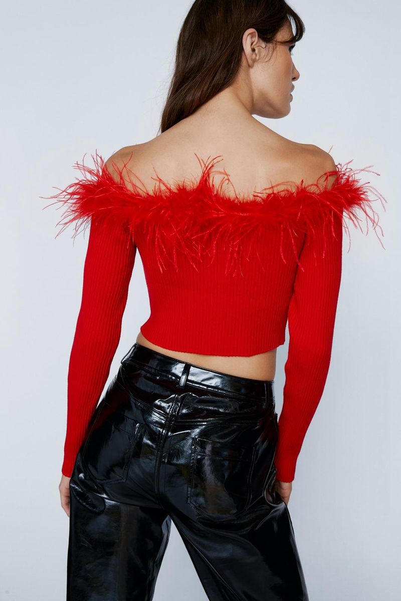 Topy Nasty Gal Feather Trim Button Front Pletené Off The Shoulder Červené | CZ 4907-ATVNU