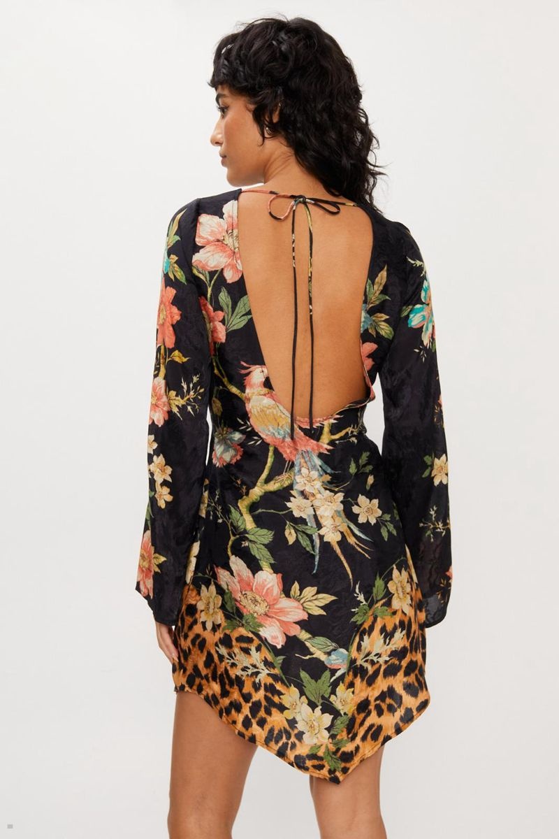 Šaty Nasty Gal Floral Placement Printed Mini Černé | CZ 9142-ZGCAD